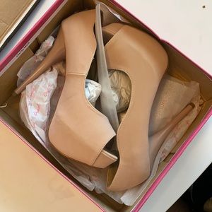 Qupid Nude Velvet Pumps